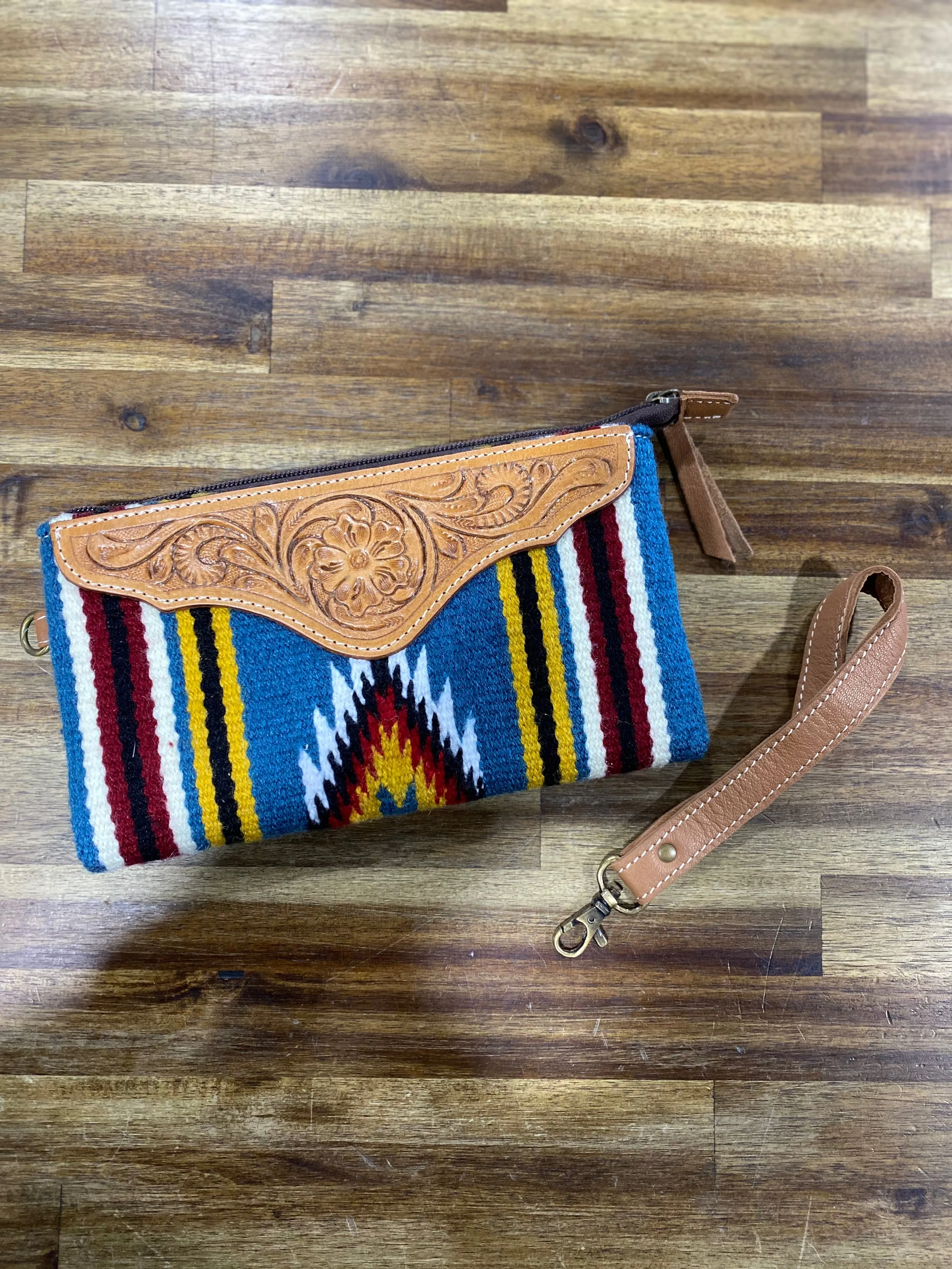 Sherry Multi Clutch