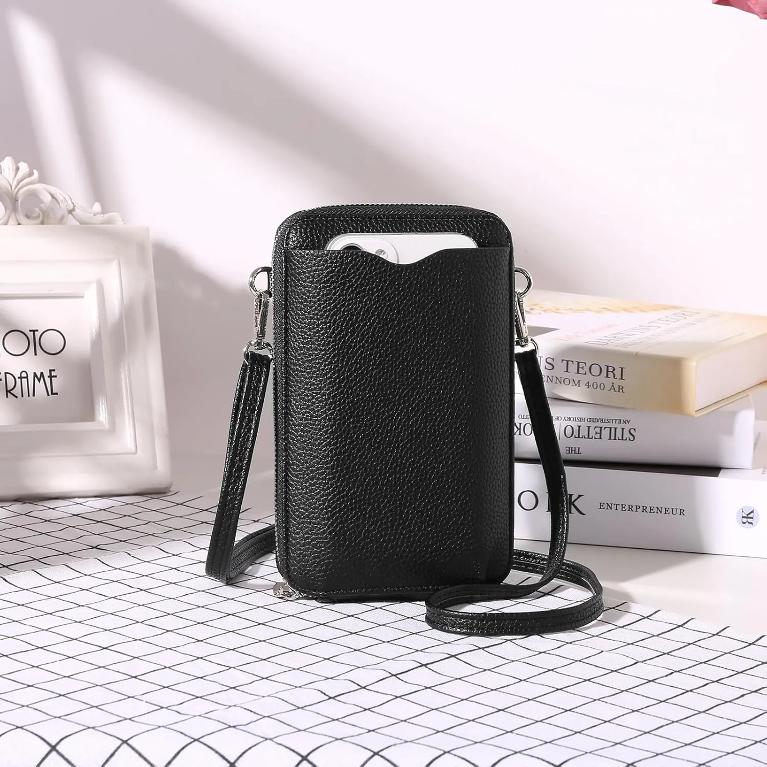 Small Crossbody Bags for Women Leather cell Phone Bag Wallet Purse with Credit Card Slots Adjustable Strap
