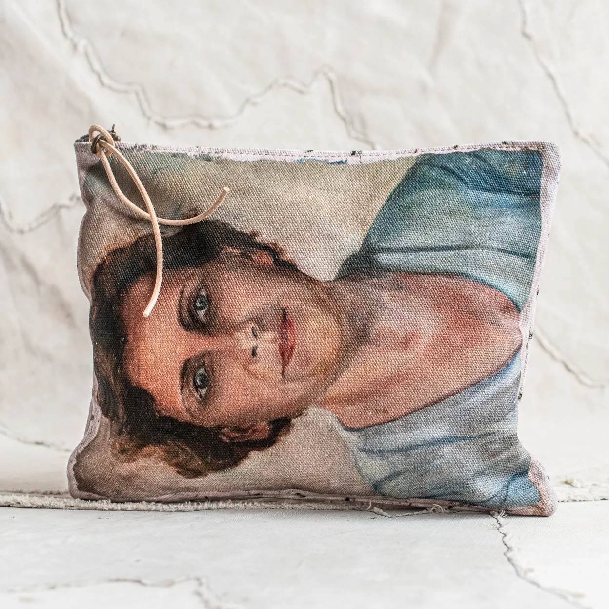 SWARM CANVAS PAINTING CLUTCH - NELL