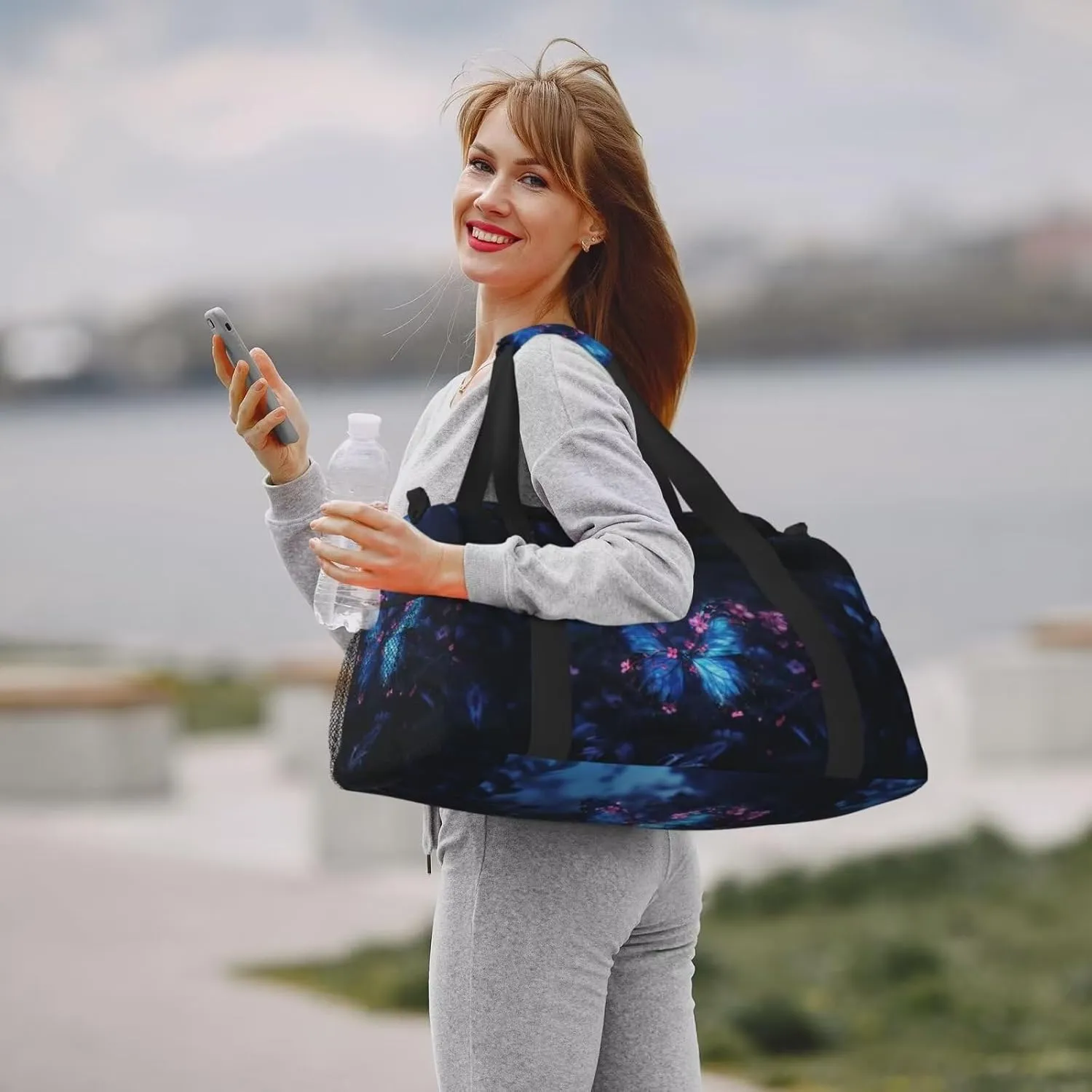 Travel Duffle Bag, Blue Butterfly Print Weekender Bag Carry On Tote Bags for Women, Cute Animal Floral Travel Essentials Sport Gym Bag for Men, Overnight Bag Luggage Bag