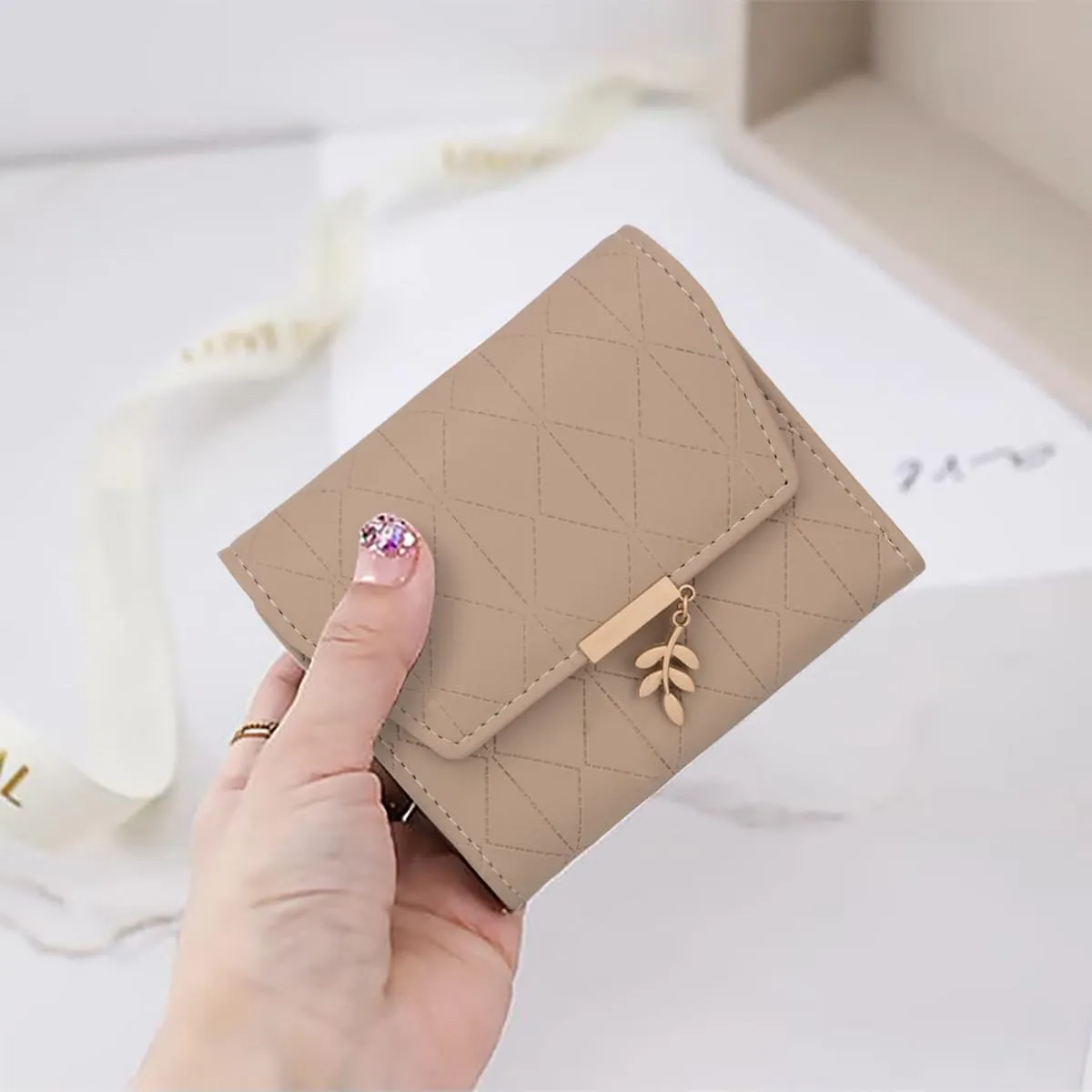 UTO RFID Wallet for Women PU Leather Leaf Pendant Card Holder Phone Checkbook Organizer Zipper Coin Purse