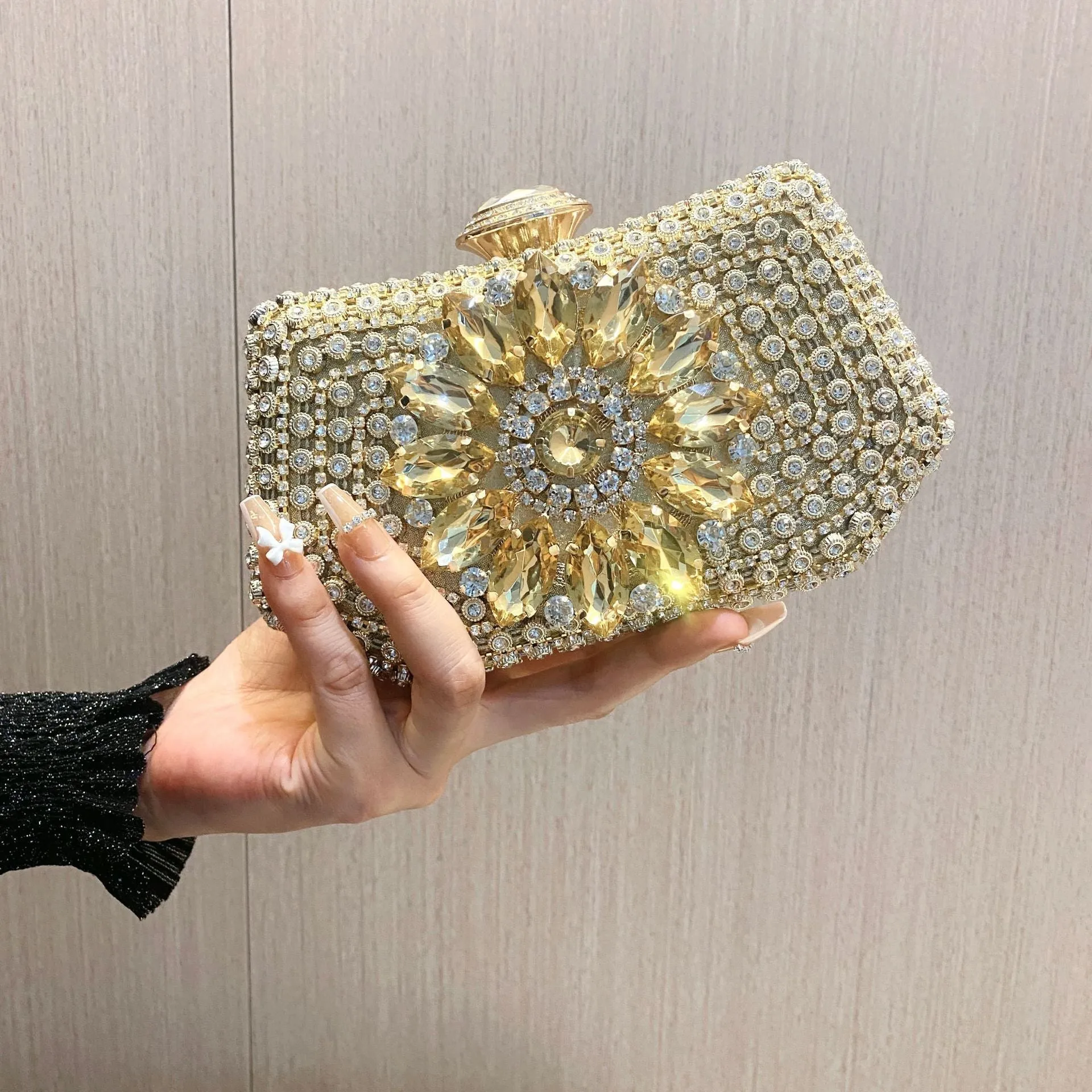 Valentina Sparkling Diamond Clutch Bag