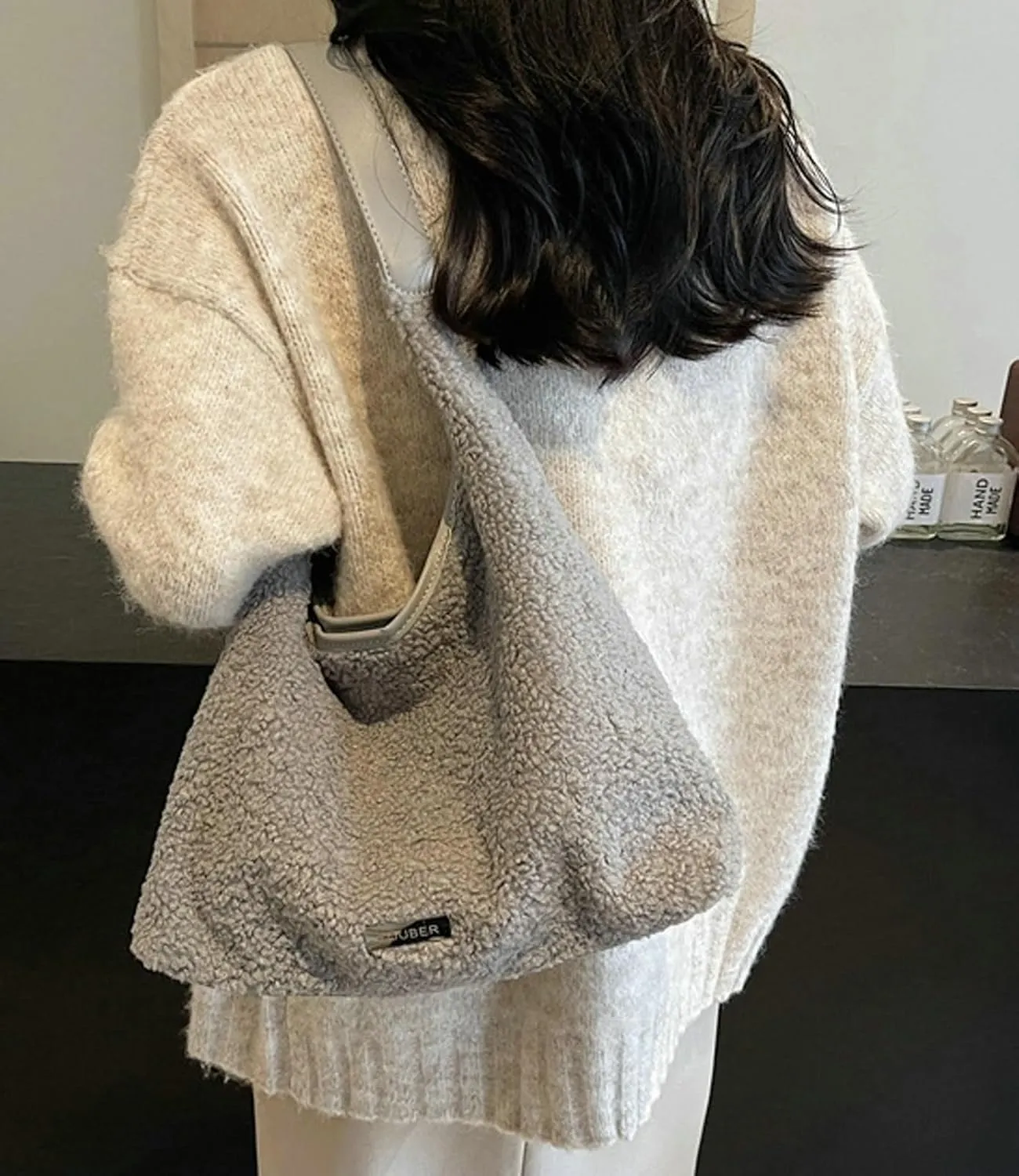 Womens Faux Lamb Wool Tote Bag 2024 Fall Winter Plush Fleece Shoulder Bag PU Leather Strap Stylish Commuter Bag