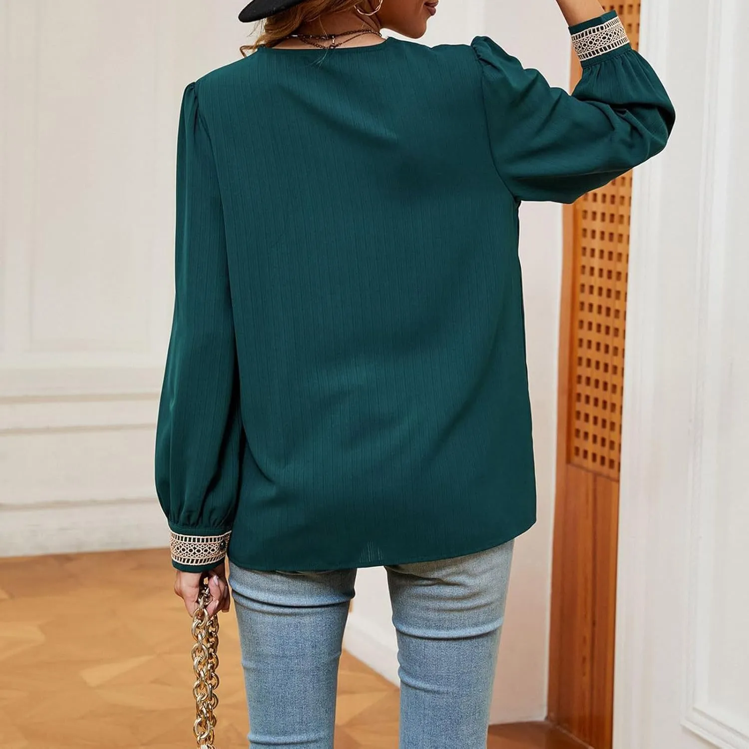 Women's Loose Long Sleeve Shirts Lace Trim V Neck Solid Color Blouses Tops Fashion Casual T Shirt